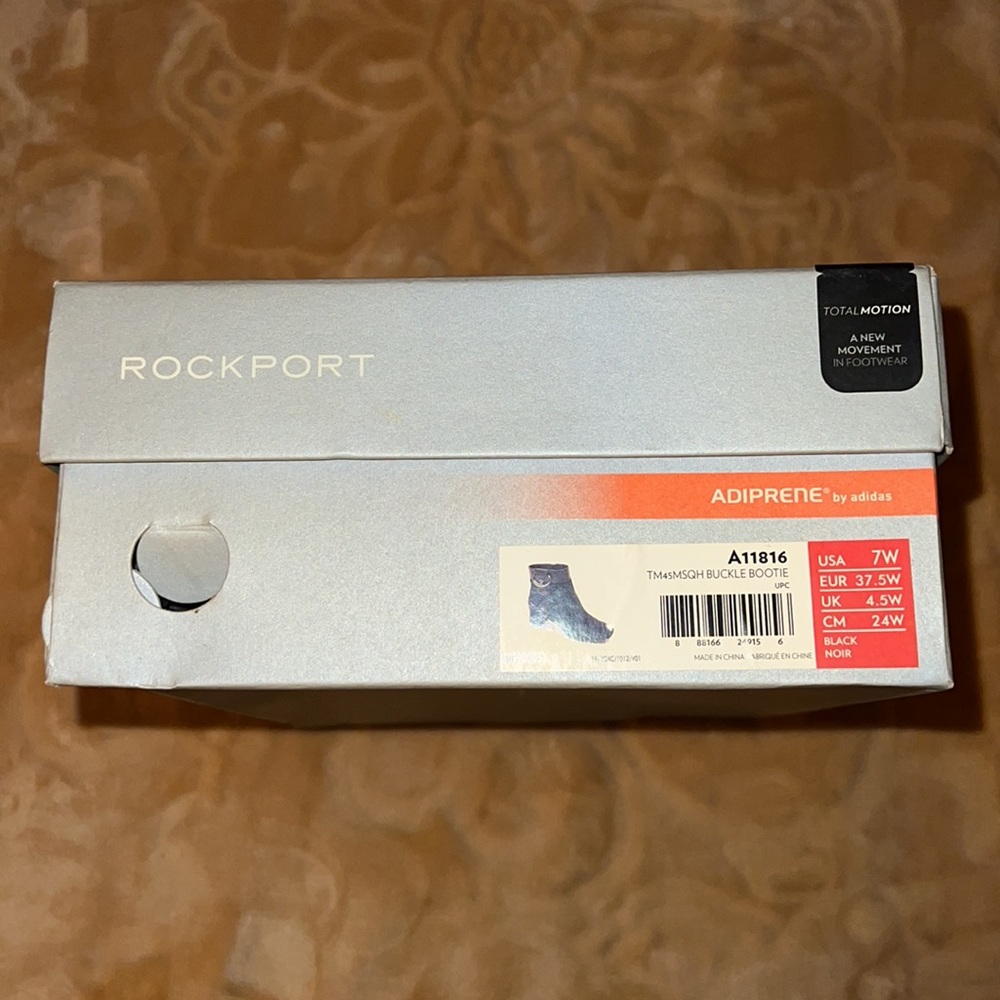 Womens Black Rockport Bootie w/decorative Buckle. 7W - Picture 10 of 11